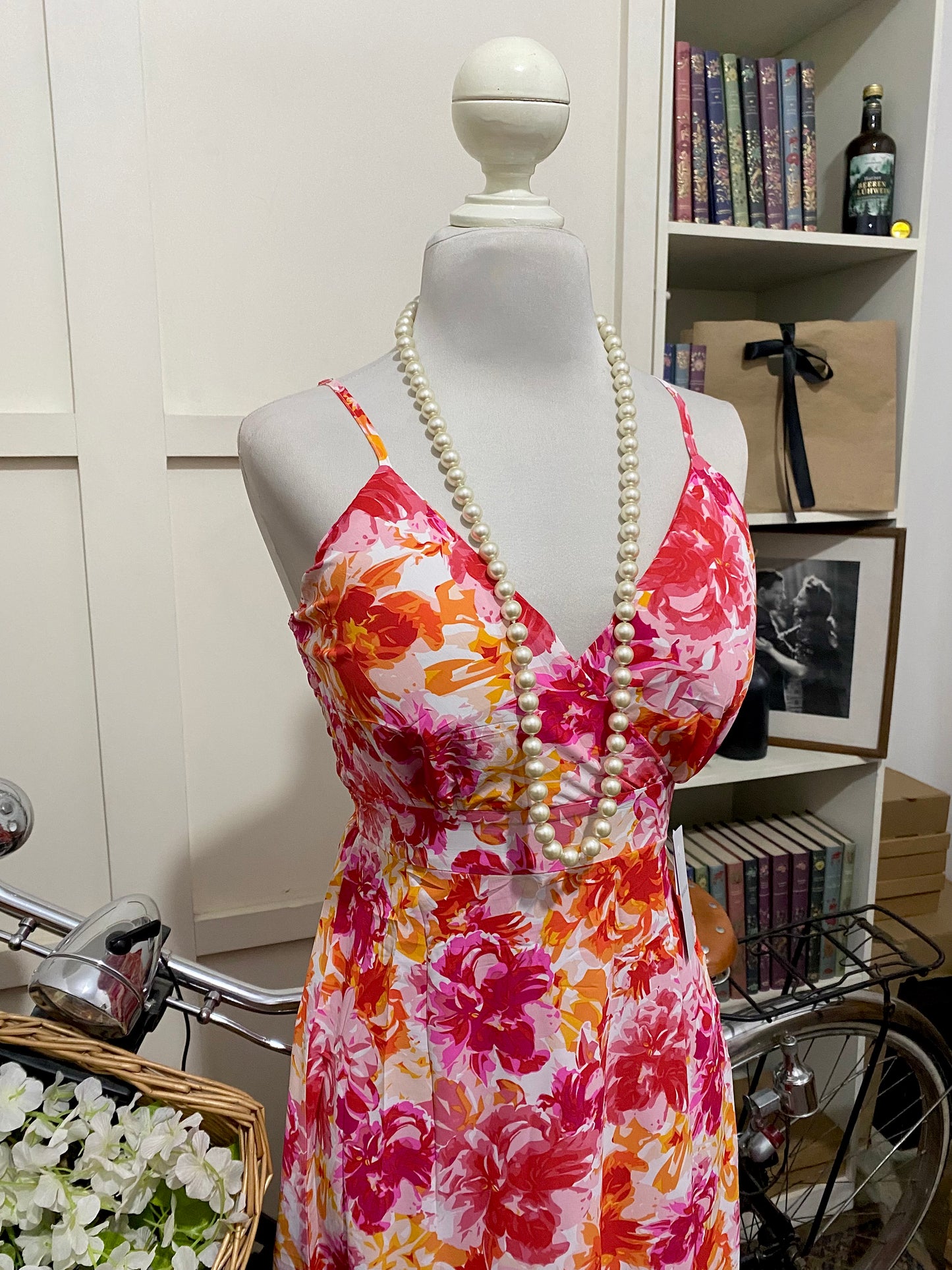 Vestido largo línea A estampado tirantes