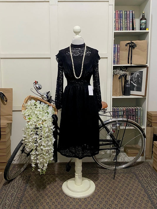 Anne, vestido midi línea A negro manga larga