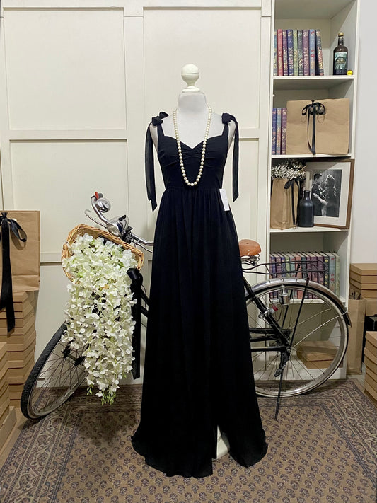 Mar, vestido largo línea A negro tirantes