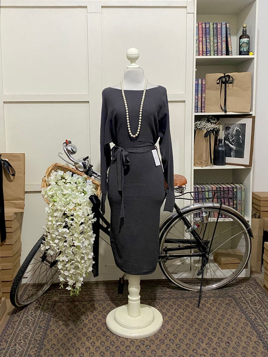 Eleuteria, vestido midi ajustado gris oscuro manga larga