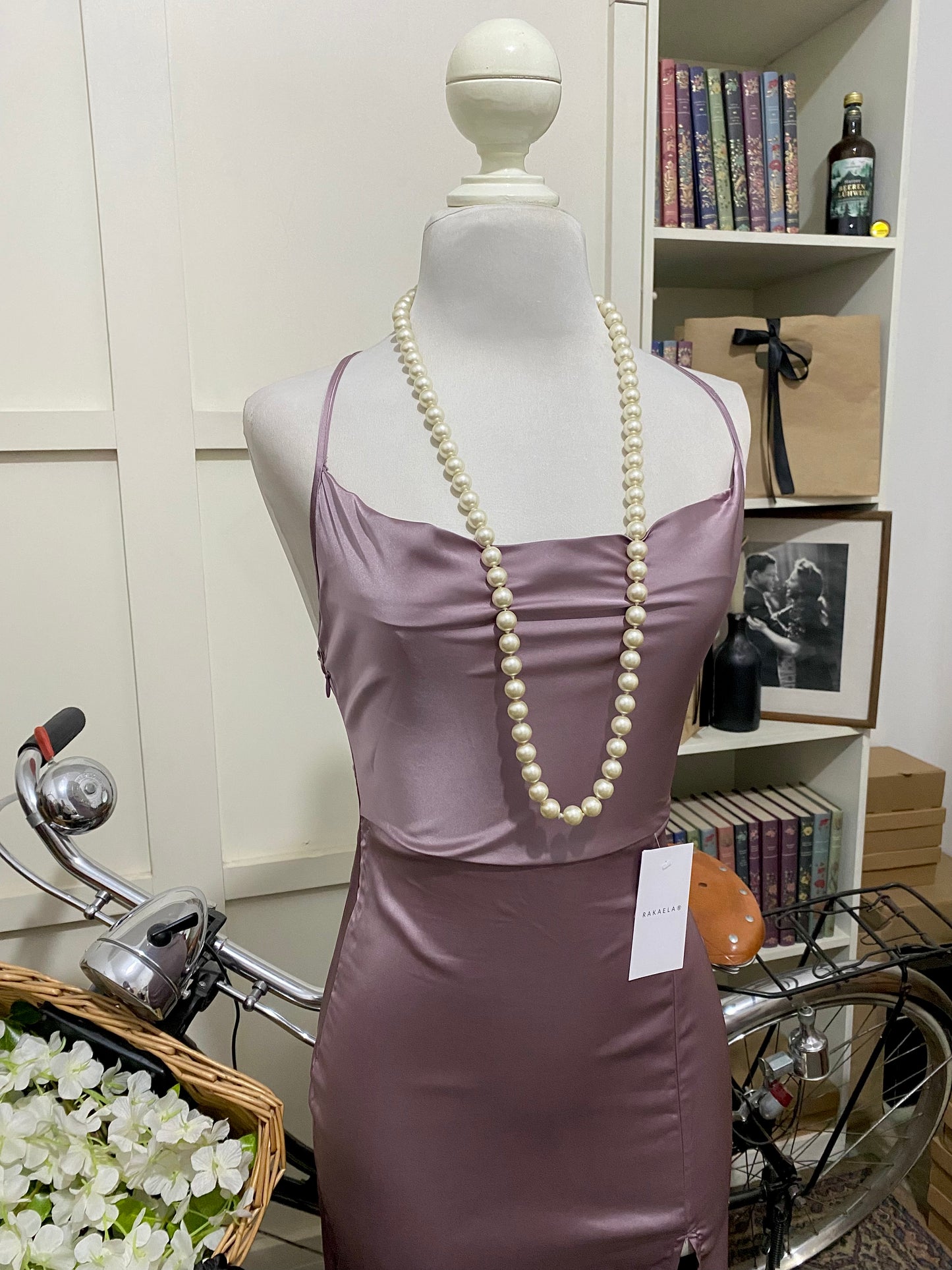 Vestido midi ajustado púrpura polvoriento tirantes