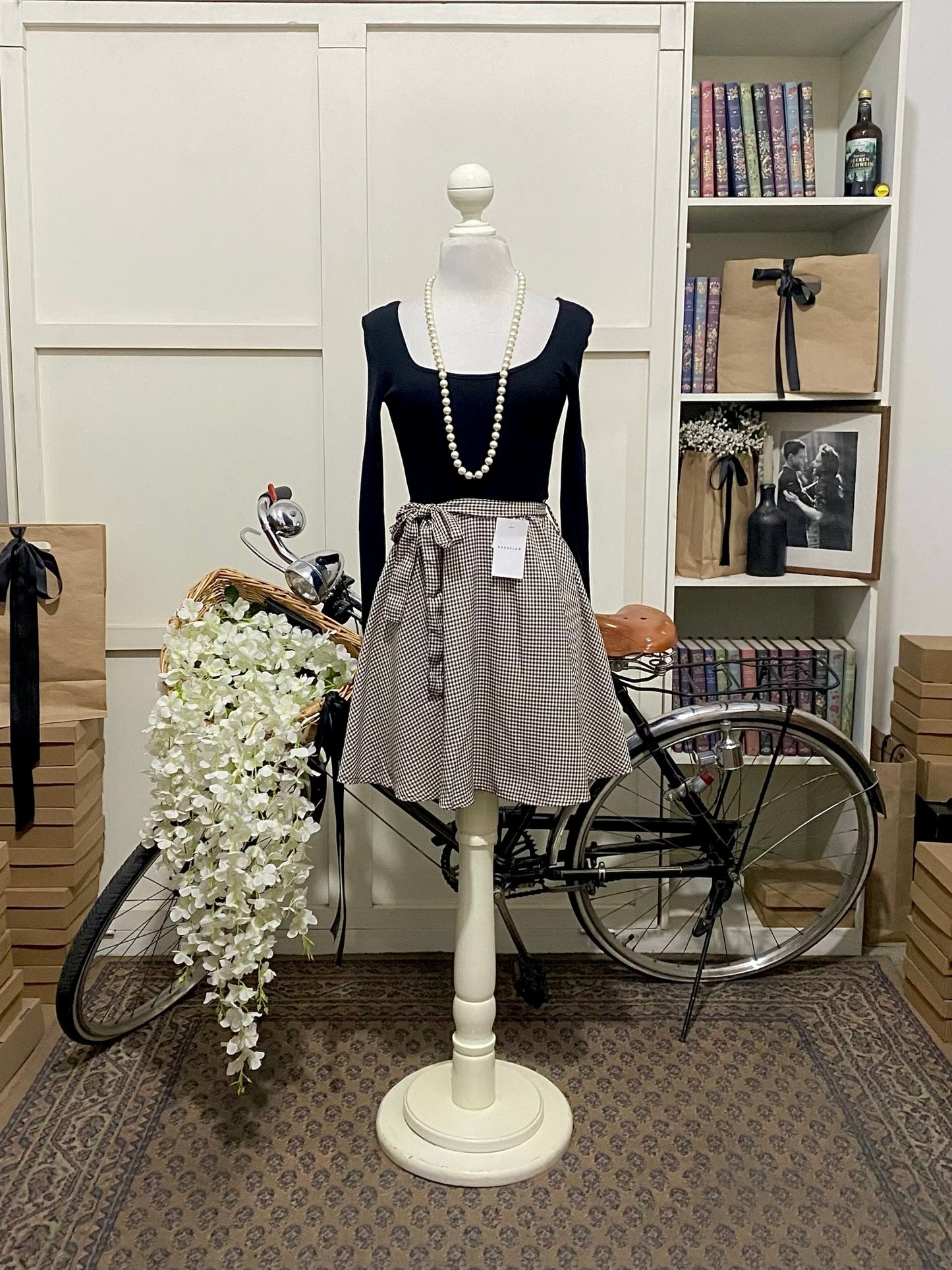 Vestido corto línea A negro cuadros manga larga