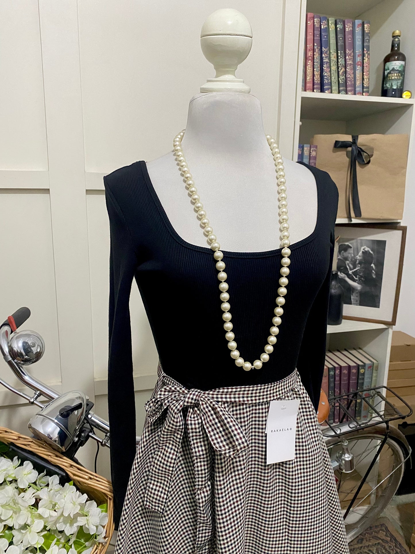 Vestido corto línea A negro cuadros manga larga