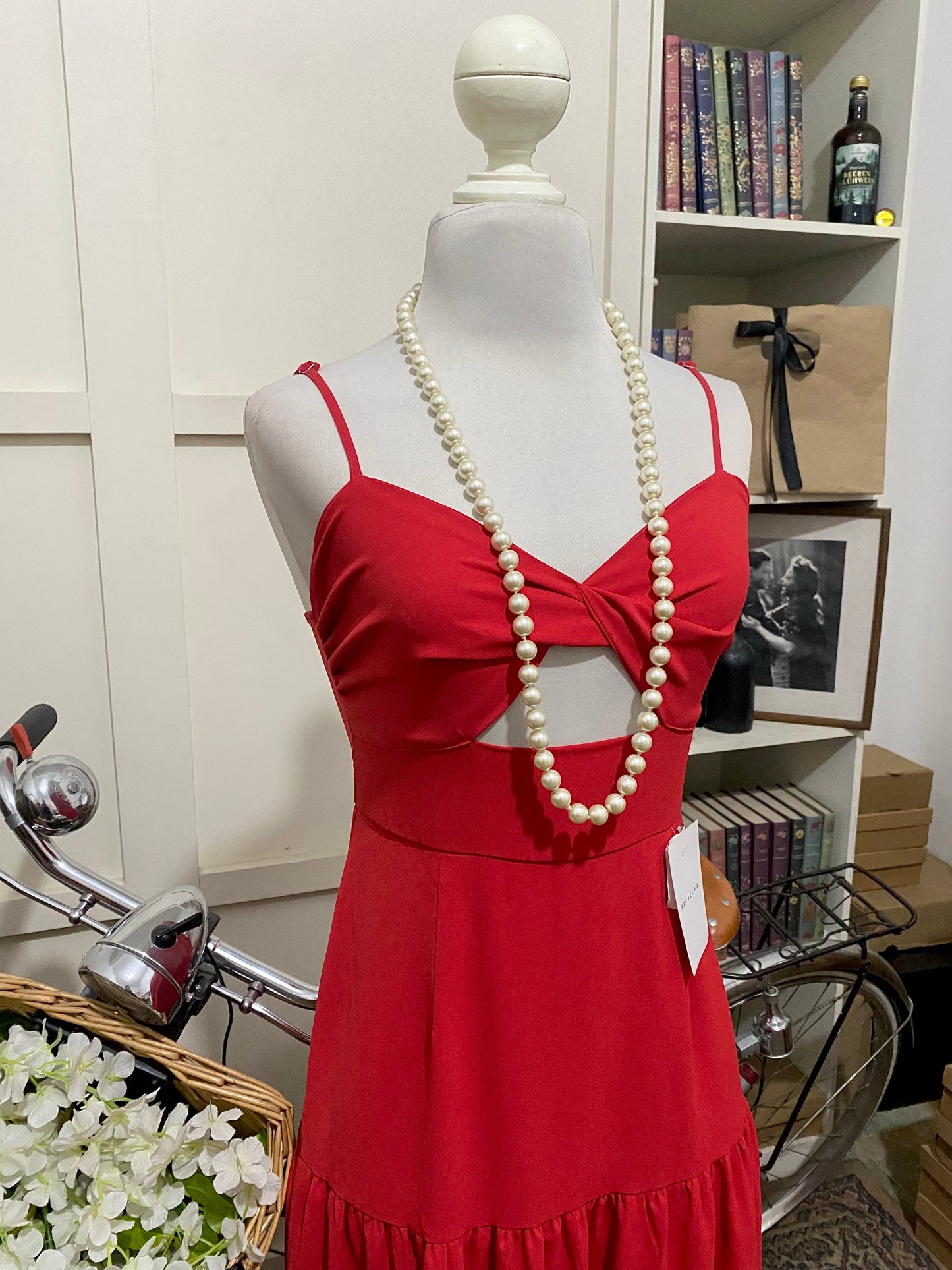 Vestido midi línea A rojo tirantes