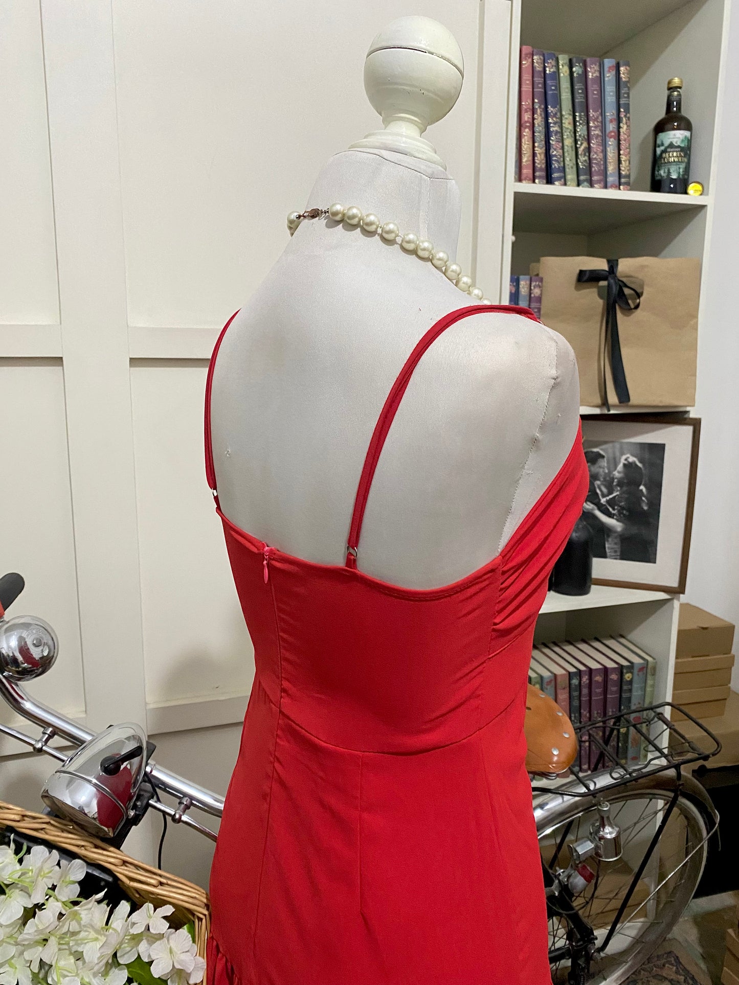 Vestido midi línea A rojo tirantes