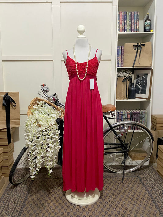 Arcelia, vestido largo línea A rojo tirantes