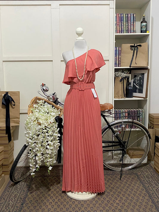 Mireya, vestido largo línea A rosa óxido un hombro