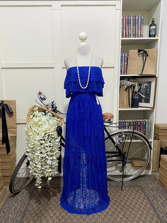 Aura, vestido largo línea A azul rey o real hombros descubiertos
