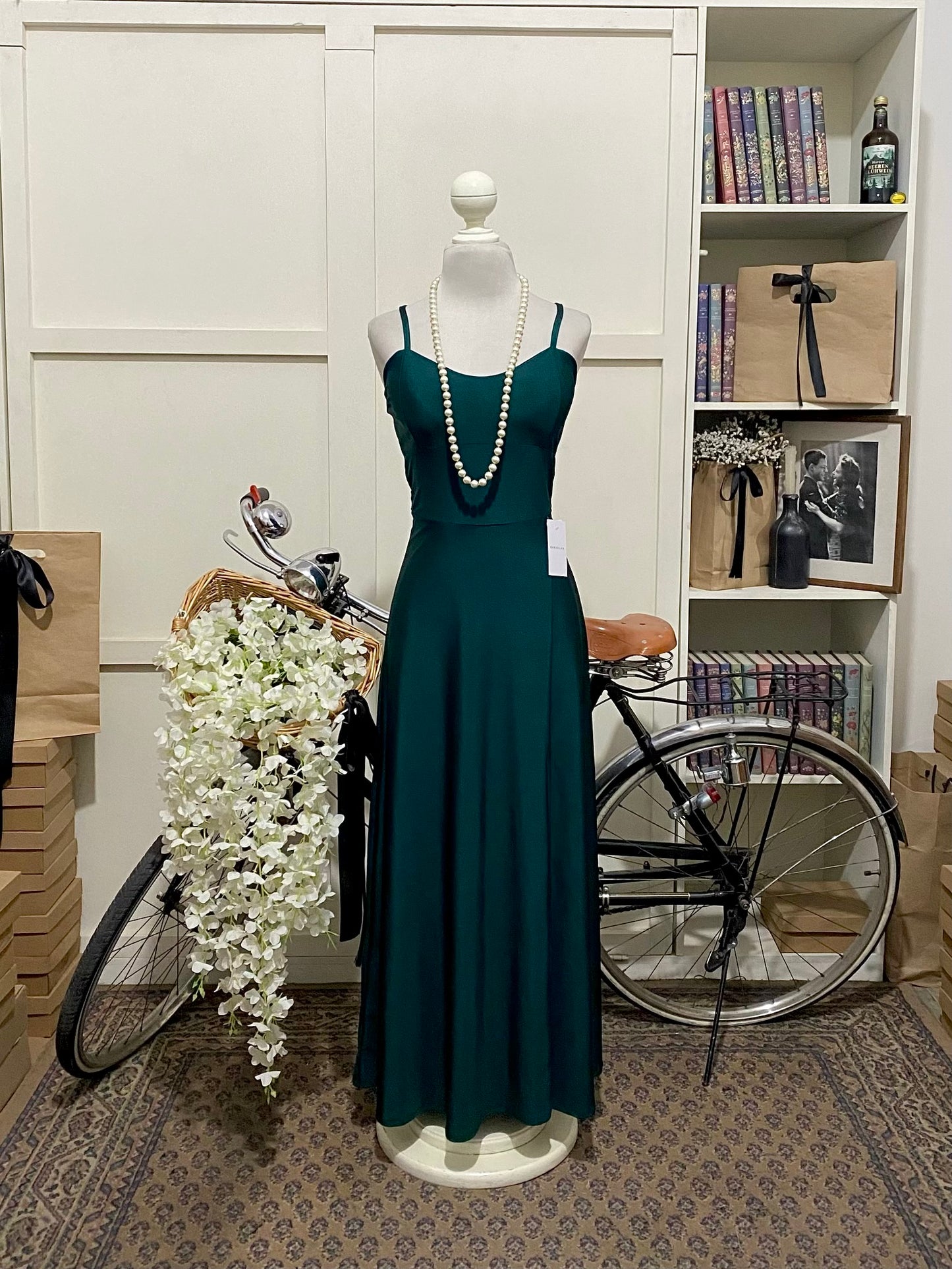 Vestido largo línea A verde oscuro tirantes