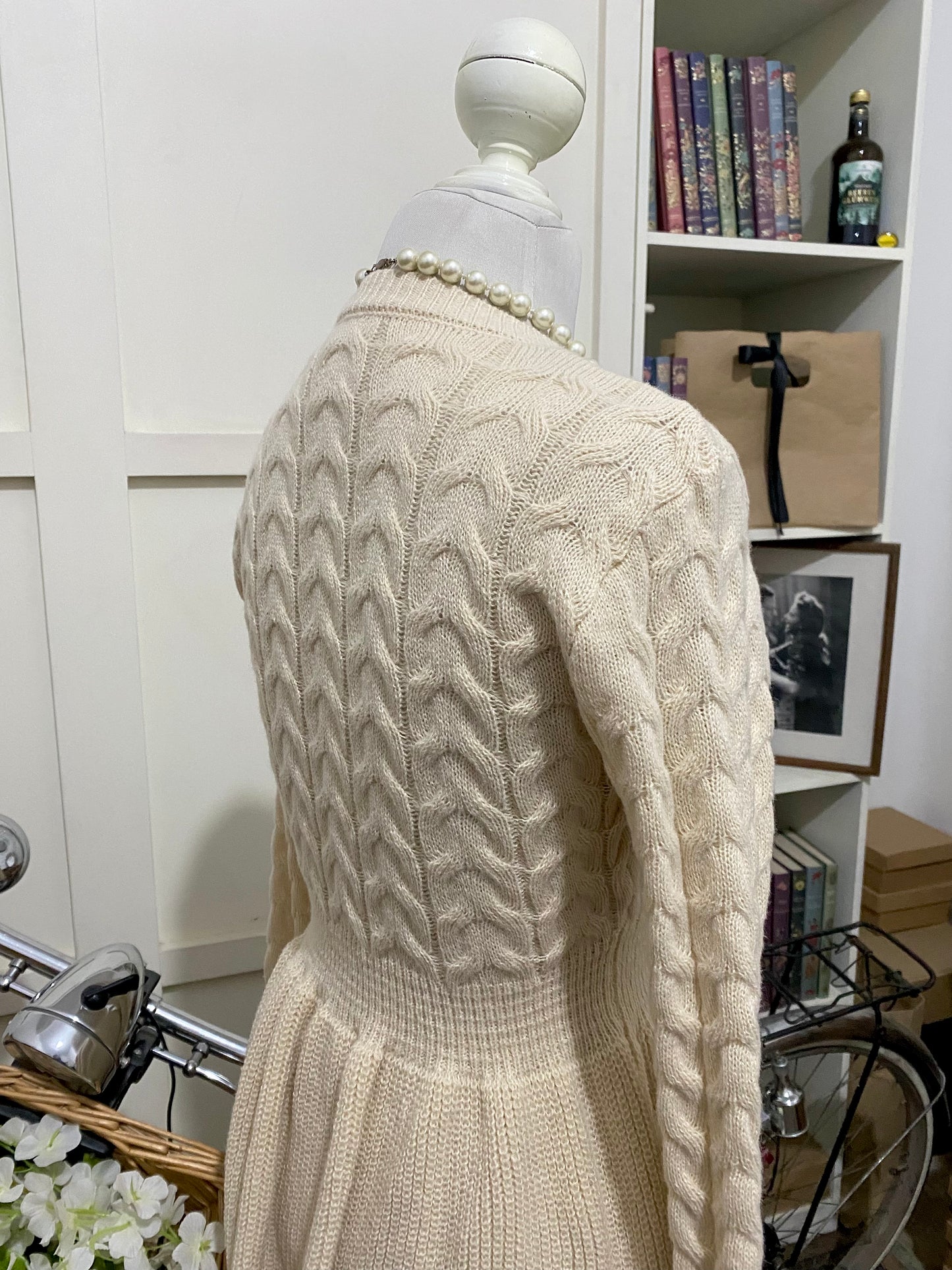 Vestido corto línea A albaricoque manga larga