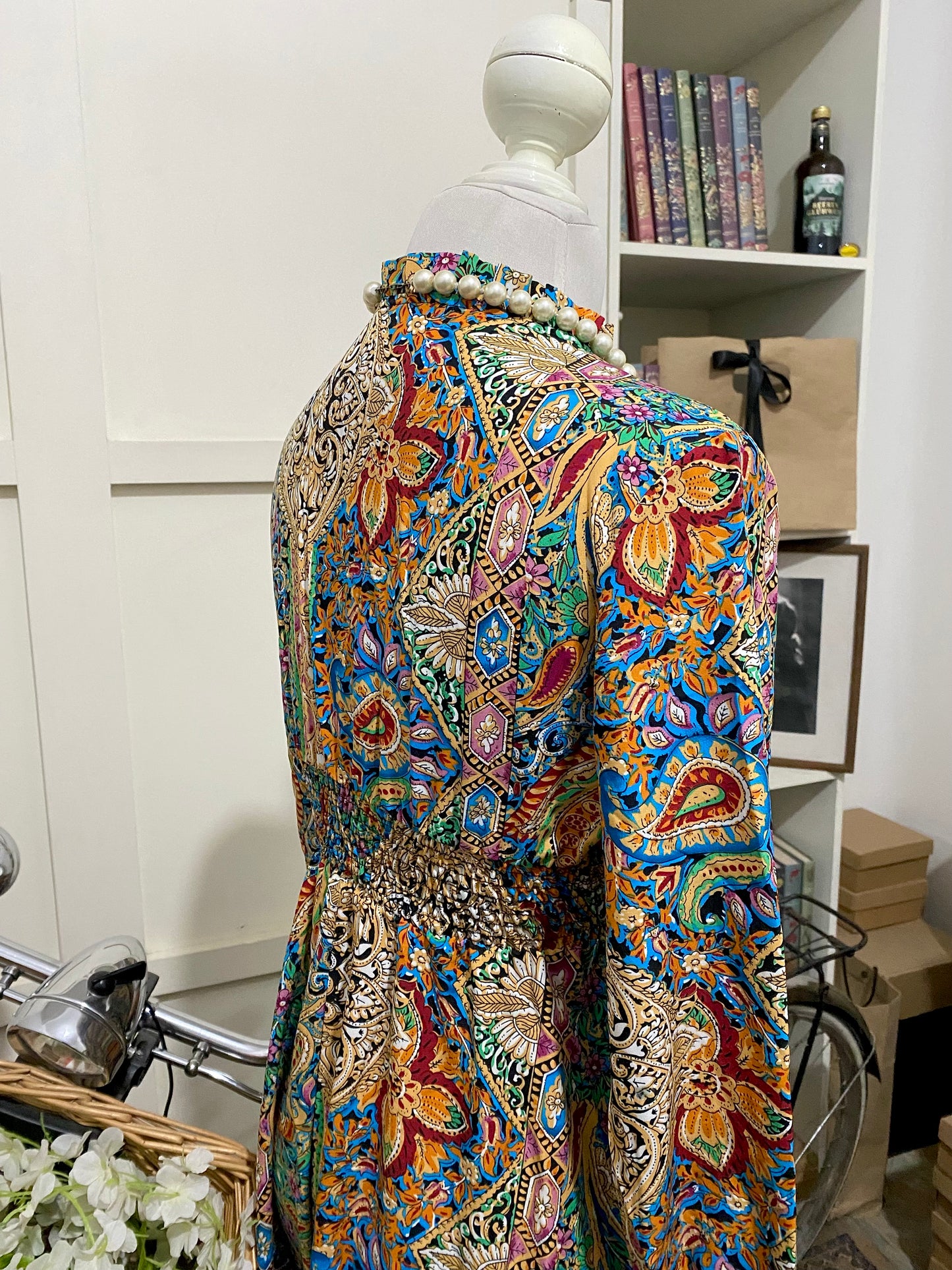 Vestido midi línea A estampado manga larga