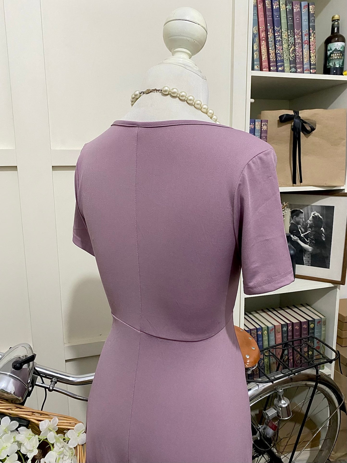 Vestido midi línea A púrpura malva manga corta